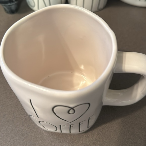 Rae Dunn I π€ COFFEE mug. NWT - Picture 2 of 3